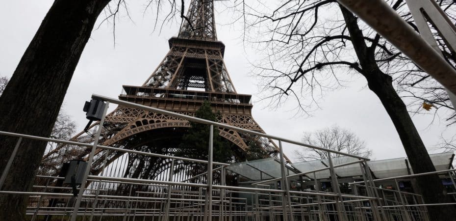 La Torre Eiffel reabrirá este domingo tras el fin de la huelga