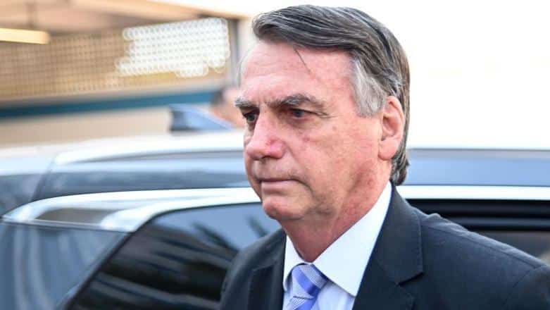 La justicia de Brasil retira el pasaporte a Bolsonaro en amplia operación policial contra su círculo por “intento de golpe de Estado”