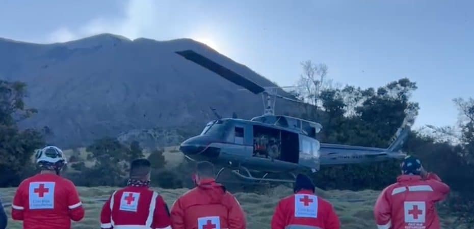 5 elementos del histórico rescate de la turista en volcán Turrialba: Cruz Roja lo describe como uno de sus operativos “más complicados”