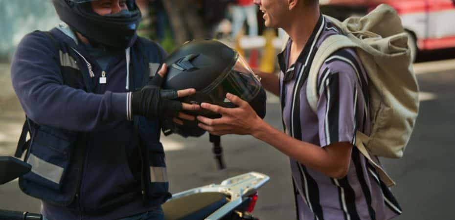 Uber lanza en Costa Rica el servicio de transporte de personas en moto; plan comenzará en Cartago