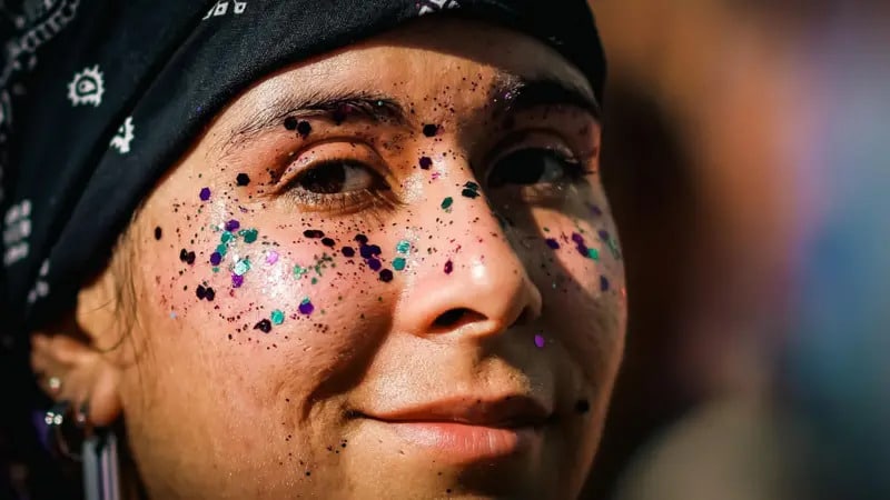 12 icónicas imágenes de mujeres desafiantes (y 2 de ellas son de América Latina)
