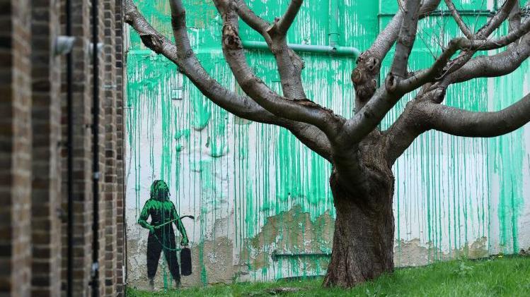 El sorprendente nuevo mural de Banksy que apareció en Londres