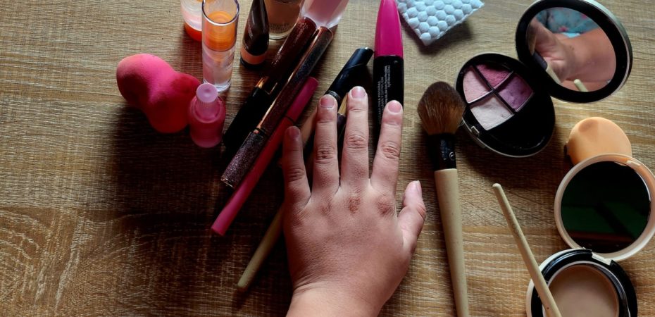 Hospital de Niños reporta incremento de consultas por problemas relacionados con el uso de maquillaje y skin care en niñas
