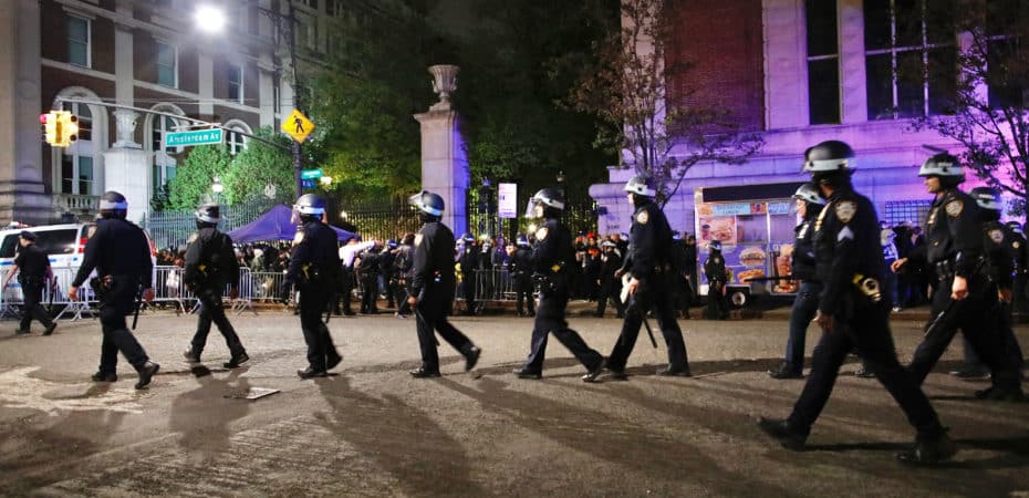Policía interviene en la protesta propalestina en la Universidad de Columbia