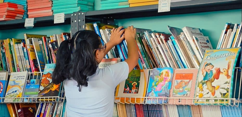 Día del Libro: investigadores piden acciones ante el “déficit significativo” de lectura en estudiantes costarricenses