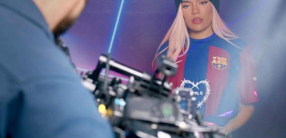 Productora de Costa Rica realizó corto video con Karol G para el FC Barcelona y Spotify en el Estadio Nacional