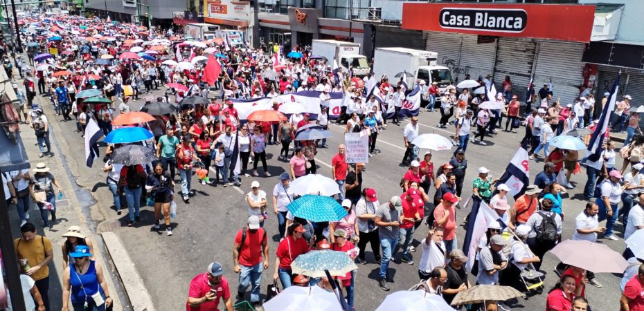 Marcha de educadores: sindicatos le advierten al Gobierno de nuevas protestas cada vez que haya incumplimientos de pago
