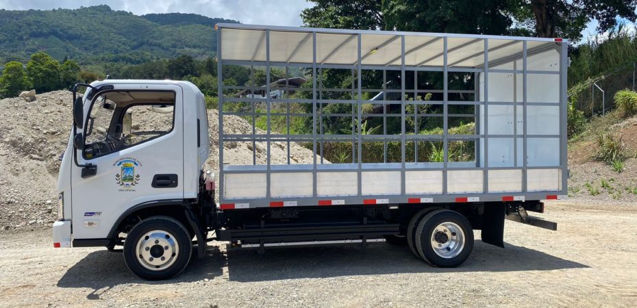 Municipalidad de Dota adquiere el primer camión eléctrico para recoger el reciclaje del cantón