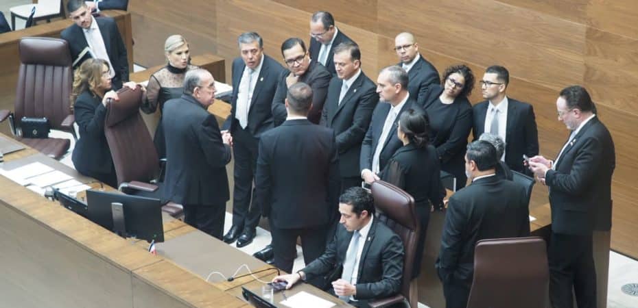 Diputados critican decisión del Gobierno de desconvocar proyectos del Plenario cuando urge avanzar en seguridad
