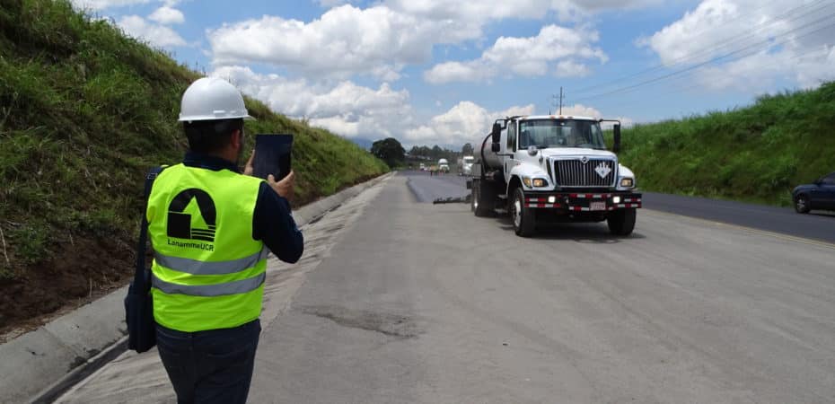 Lanamme señaló fallas en demarcación y superficie en tramo de ruta 32 entre puente del Virilla y cruce de Doña Lela
