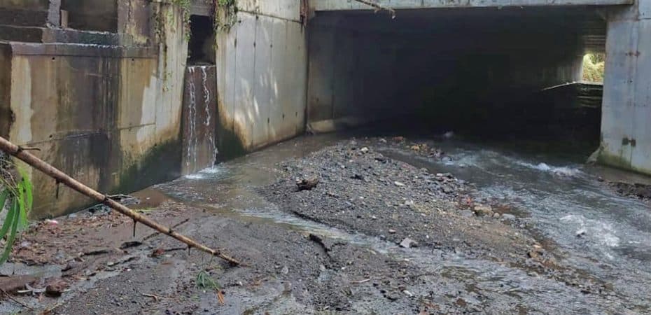 Municipalidad de Montes de Oca trabaja en alcantarillas para controlar inundaciones de San Pedro y Barrio Dent