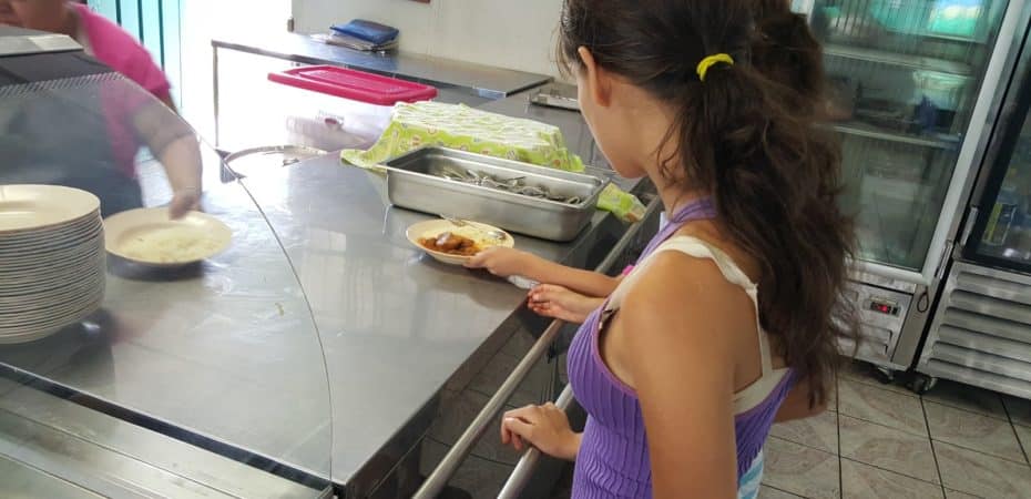 MEP habilita 189 comedores para dar almuerzo a 12.000 estudiantes durante vacaciones